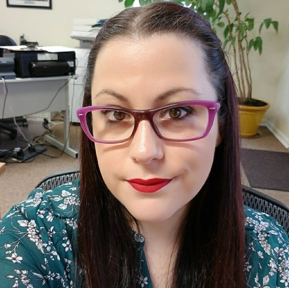 Meet your Posher, Annette